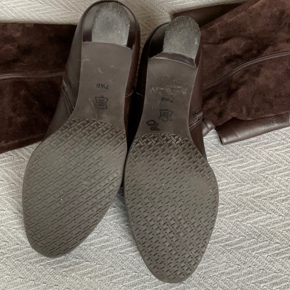 Talbots Suede Drk Brown Leather Heel Boots Size 7.5B. - Picture 14 of 16